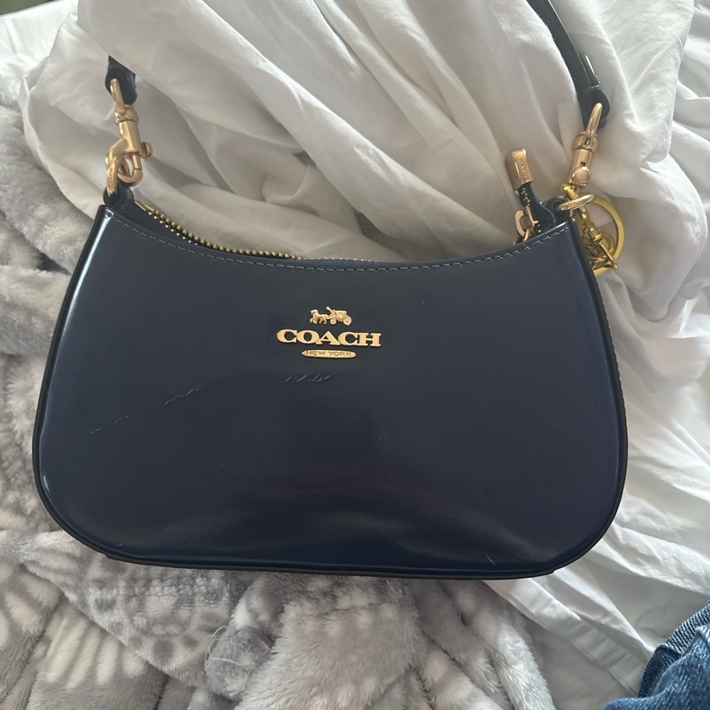 COACH Women's Navy Patent Leather Shoulder Bag